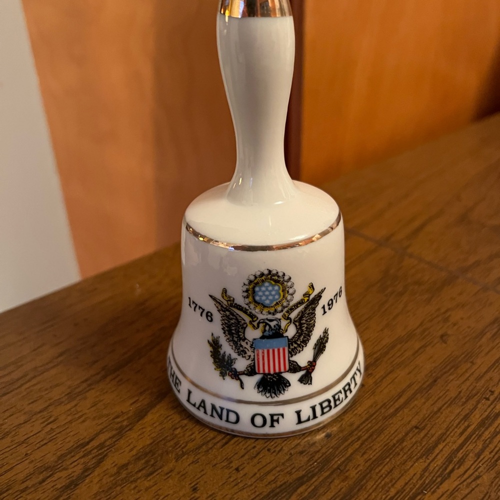 Vintage 1976 Bicentennial Patriotic White Bell with Gold Trim